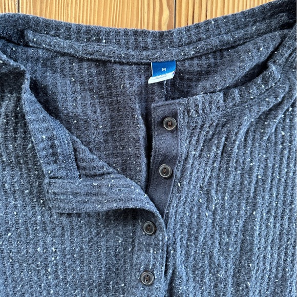 Old Navy button front oversized sweater size M - Picture 4 of 4